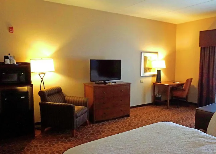 Hampton Inn Waynesburg