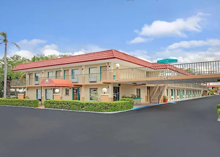 Days Inn By Wyndham Clearwater/Central