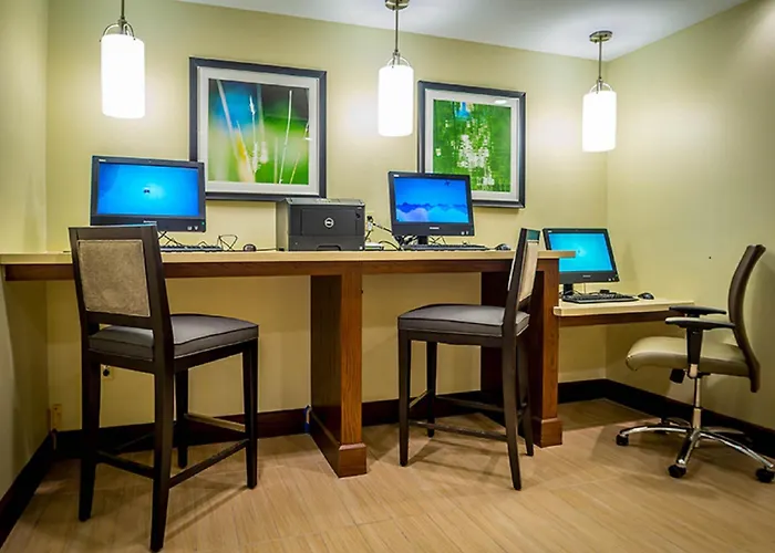 Staybridge Suites Dearborn By Ihg