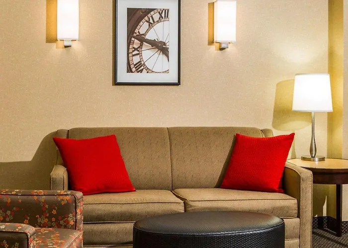 Cambria Hotel Traverse City