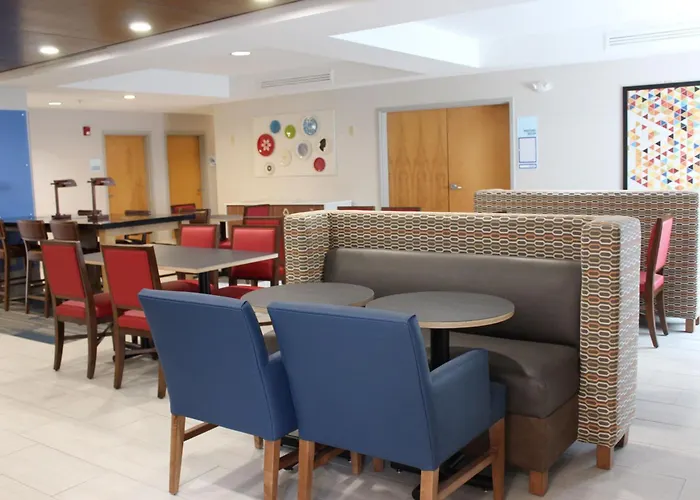 Holiday Inn Express Forest City By Ihg
