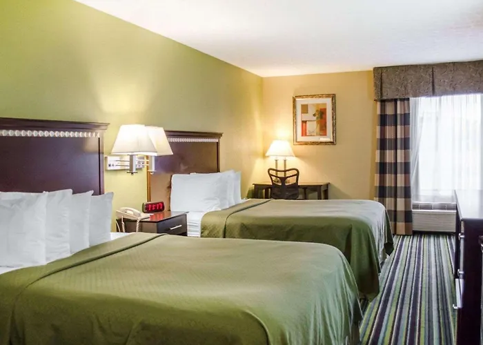 Quality Inn & Suites Medina - Akron West