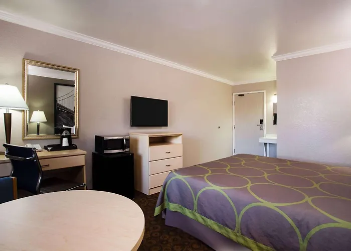 Super 8 By Wyndham Vacaville