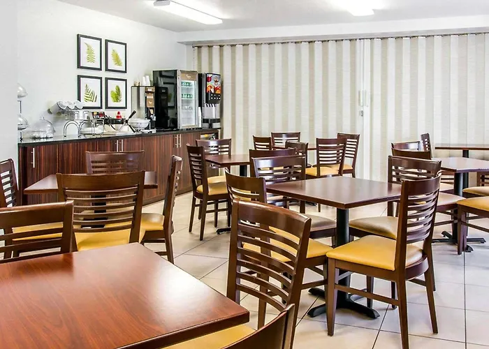 Sleep Inn Midland - Bay City West