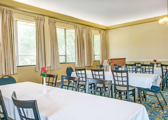 Days Inn By Wyndham Arlington/Washington Dc