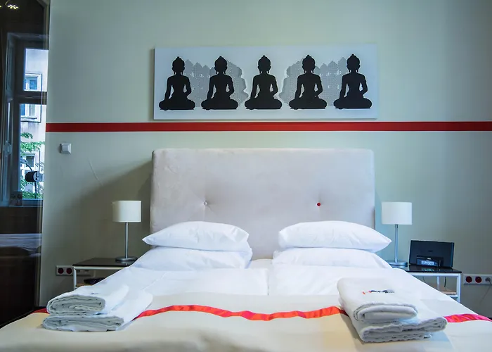Home Aparthotel
