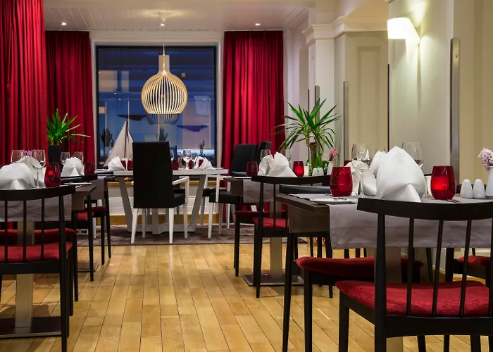 Mercure Klaipeda City Hotel, Meetings, Events, Restaurant & Bar - Accor Group