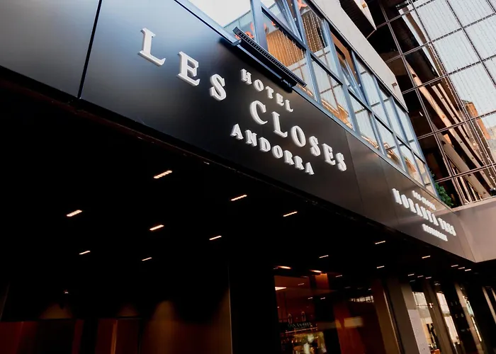 Les Closes