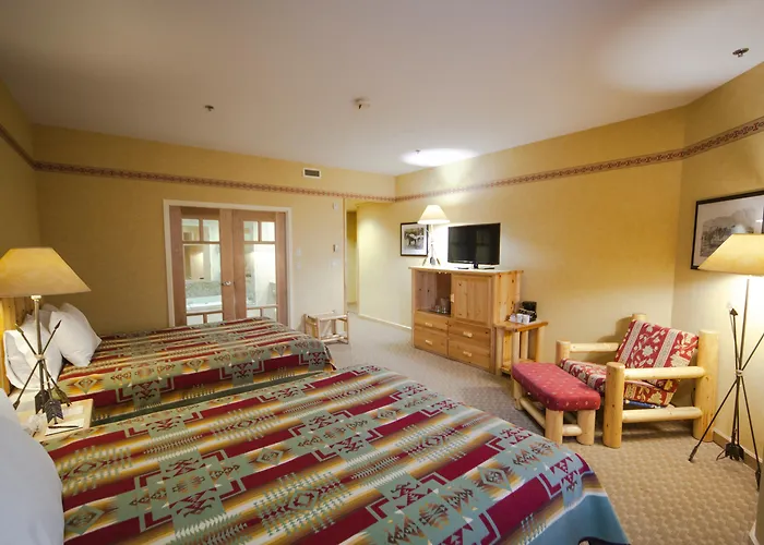 Brewster Mountain Lodge