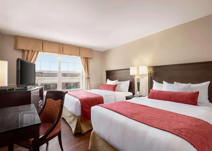 The Plaza Hotel Downtown, Trademark Collection By Wyndham