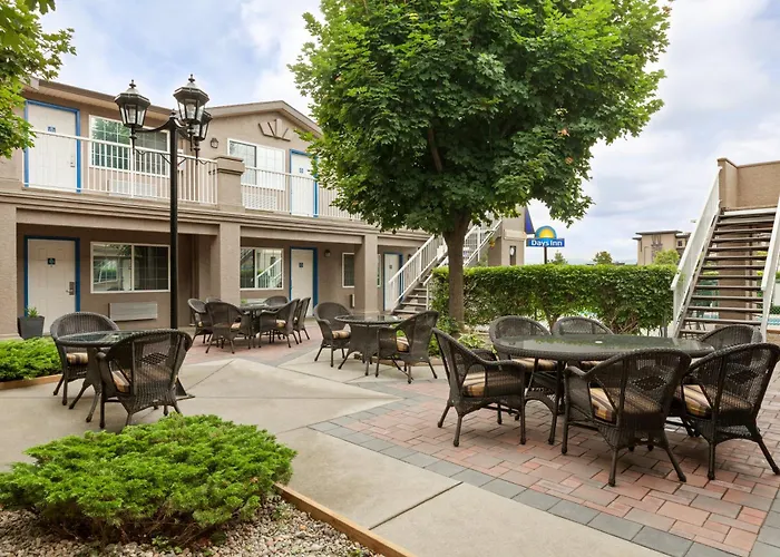 Days Inn By Wyndham Kelowna