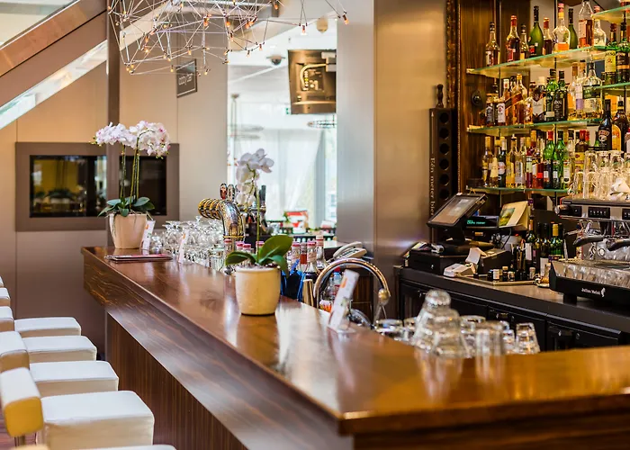 Avalon Hotel&Conferences
