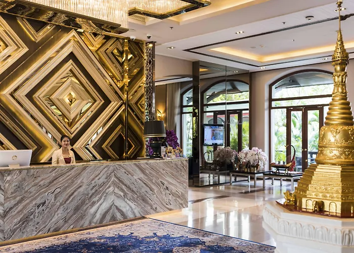 Chatrium Hotel Royal Lake Yangon