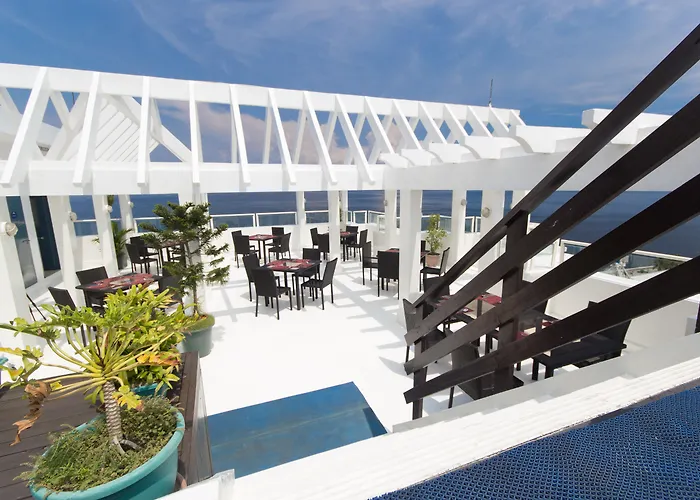 Microtel By Wyndham Mall Of Asia