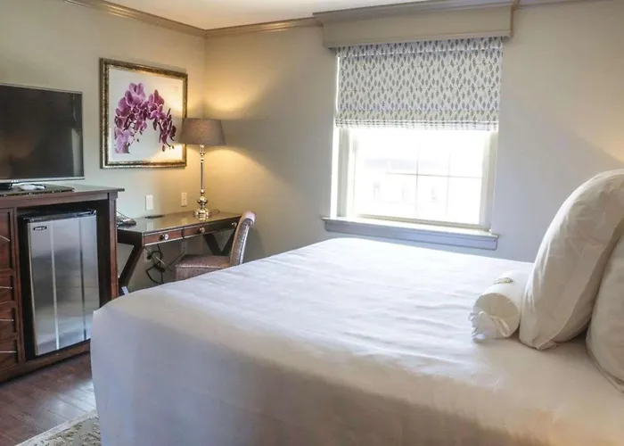 The Bolling Wilson Hotel