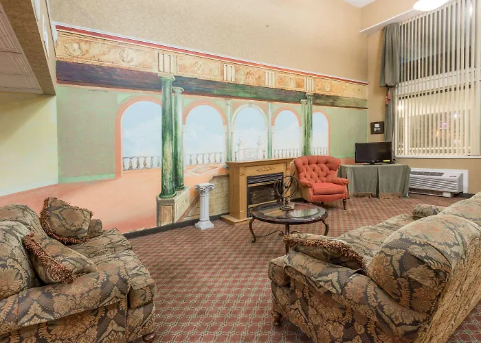 Days Inn By Wyndham Columbus In
