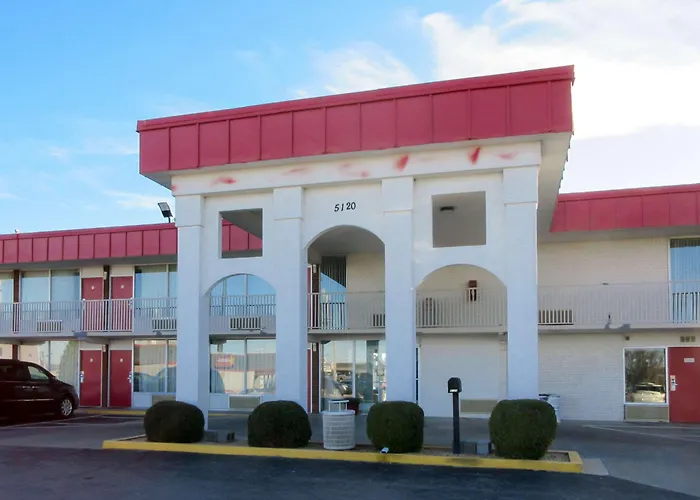 Econo Lodge Paducah West I-24