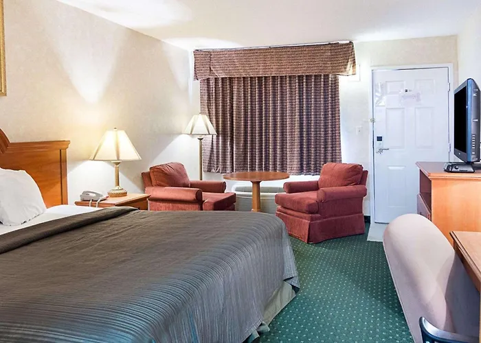 Quality Inn Petersburg Fort Lee Area