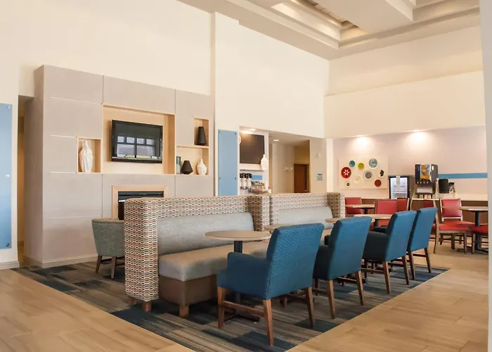 Holiday Inn Express & Suites Blacksburg - University Area By Ihg