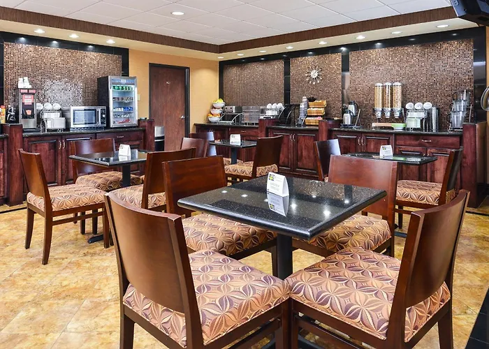 Best Western Plus Midwest Inn & Suites