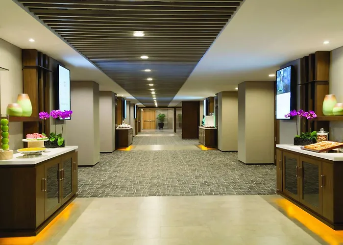 Hyatt Place Shenzhen Airport