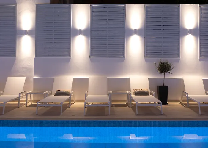 Naiades Marina Hotel