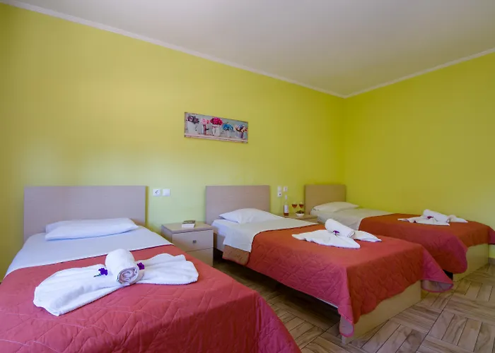 Paradice Hotel Luxury Suites-Near Zorbas Beach-Free Breakfast