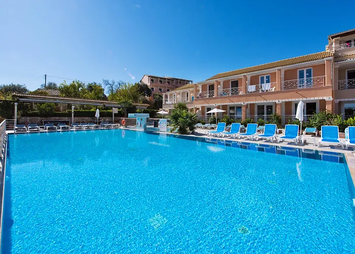 Kavos Plaza Hotel