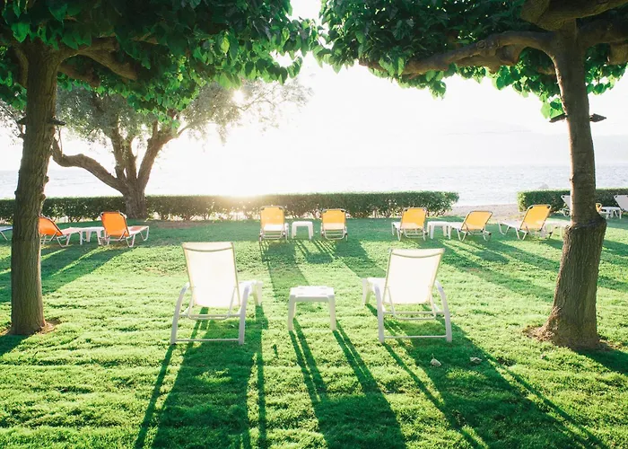 Tzaki Hotel & Restaurant Patras