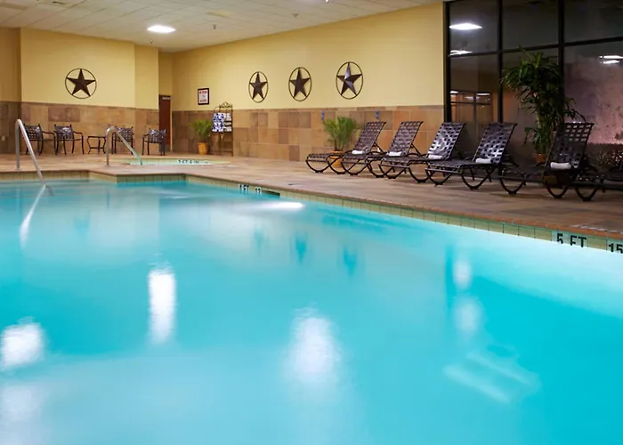 Holiday Inn Hotel And Suites Beaumont-Plaza I-10 & Walden By Ihg