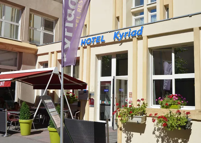 Kyriad Metz Centre - Restaurant Moze