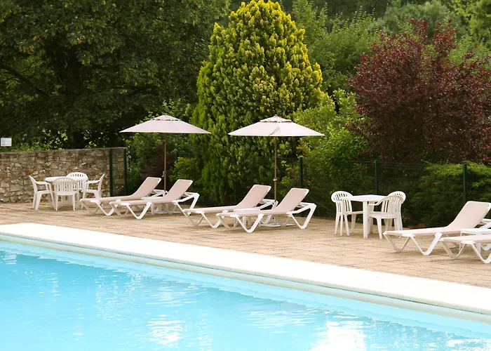 Hotel The Originals Chateau De Perigny