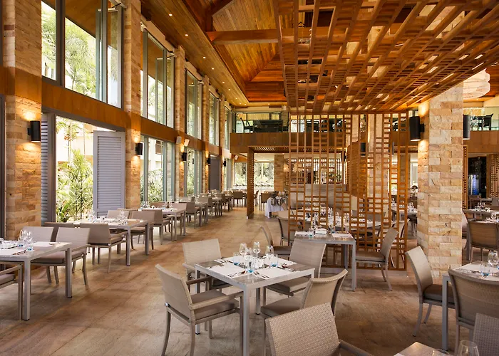 Robinson Khao Lak