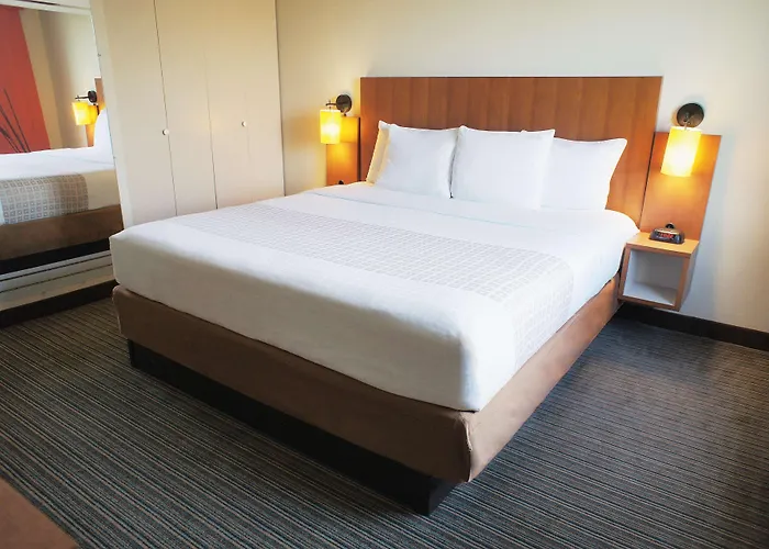 La Quinta By Wyndham Miami Cutler Bay