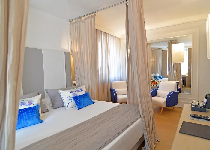 Eight Hotel Paraggi