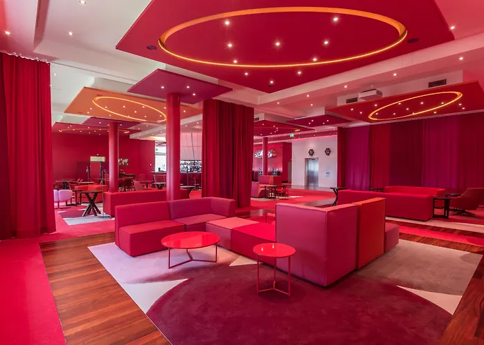 Airport Hotel Basel - Convenient & Friendly