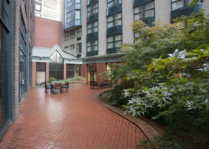 Hotel Indigo Cleveland Downtown By Ihg