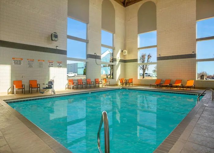 La Quinta By Wyndham Branson