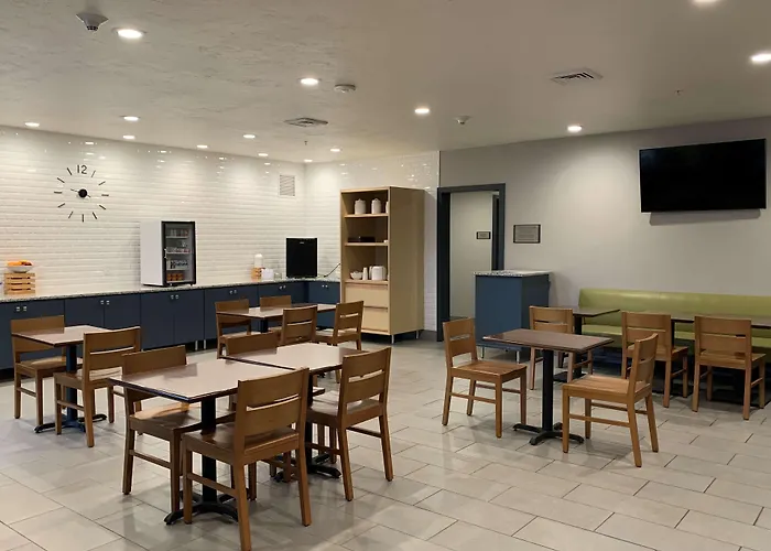 Country Inn & Suites By Radisson, Green Bay North