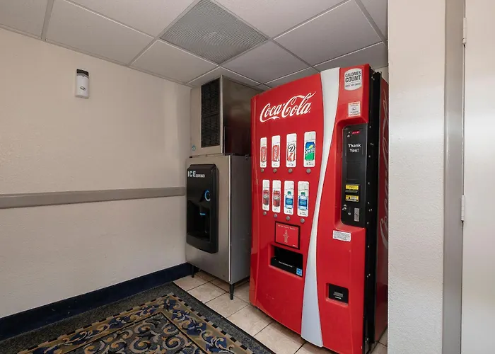 Red Roof Inn & Suites Macon