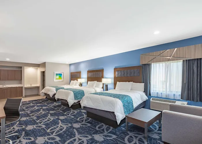 Baymont By Wyndham Houston Hobby Airport