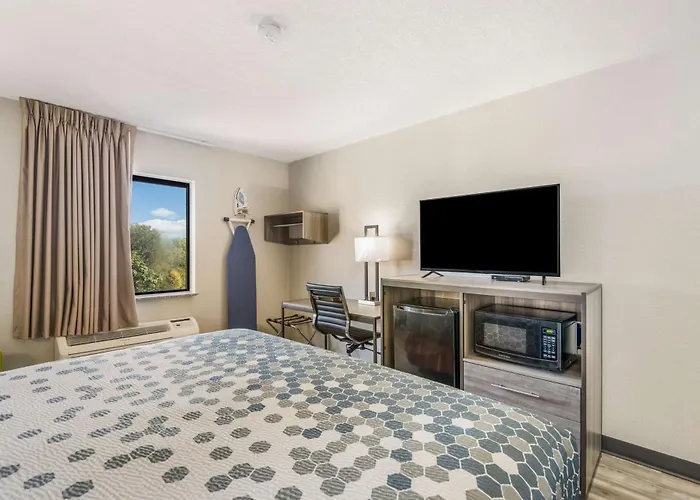 Sonesta Essential Des Moines