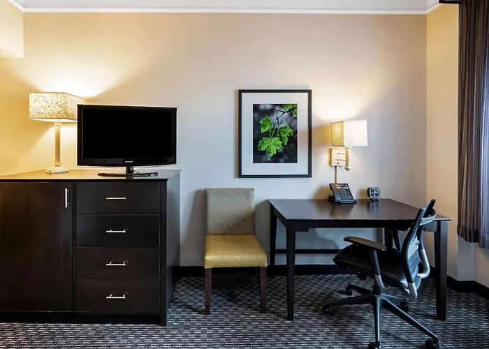 La Quinta Inn & Suites By Wyndham Mesa Superstition Springs