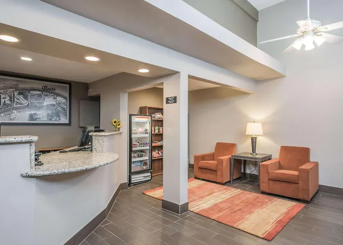 Super 8 By Wyndham Boise