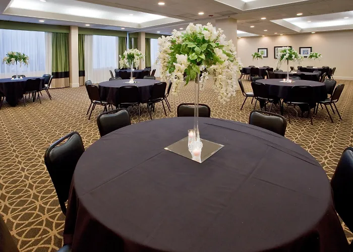 Doubletree By Hilton Raleigh Midtown, Nc