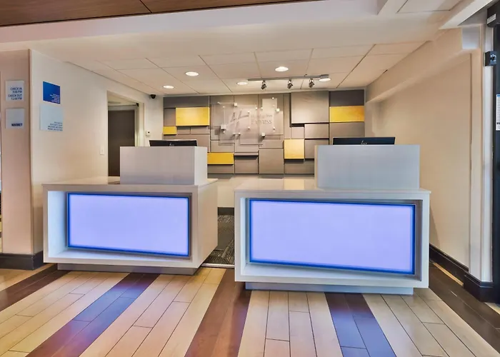 Holiday Inn Express - Waldorf By Ihg