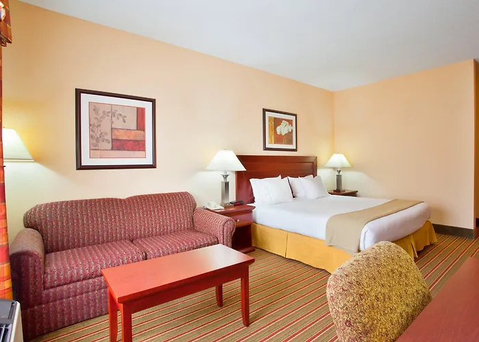Best Western Plus Bourbonnais Hotel & Suites