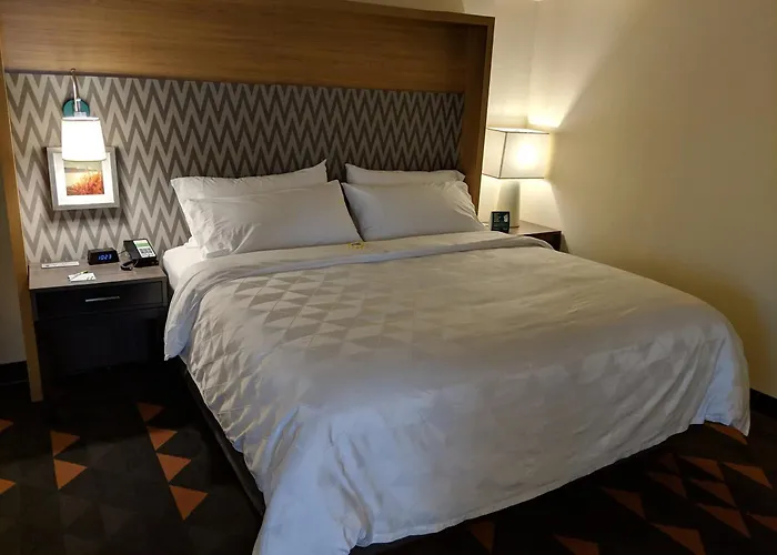 Holiday Inn Champaign By Ihg