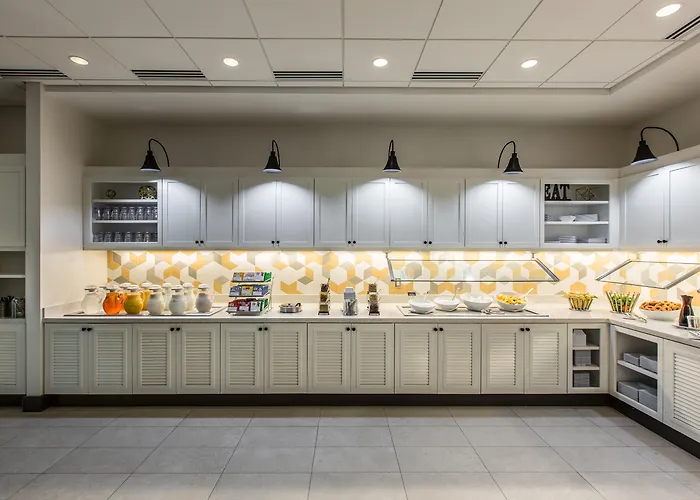 Hyatt Place Delano