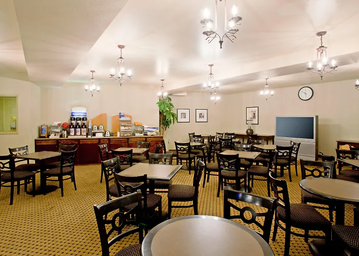 Hotel Marguerite South Anaheim - Garden Grove, Trademark Collection By Wyndham